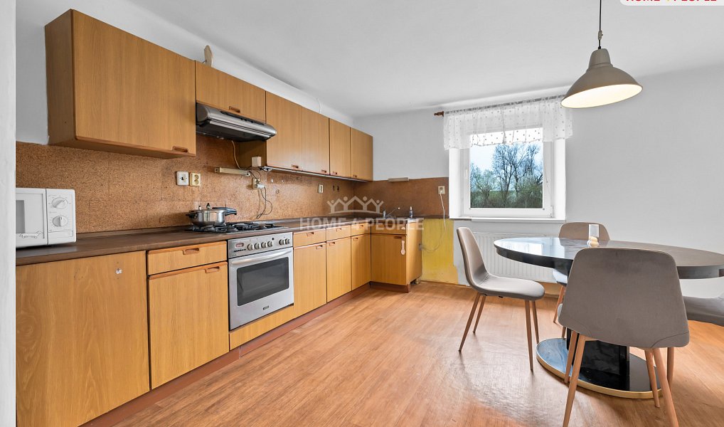 Prodej domu 133 m² s pozemkem 1 126 m², Zlonice – náhled fotky 5