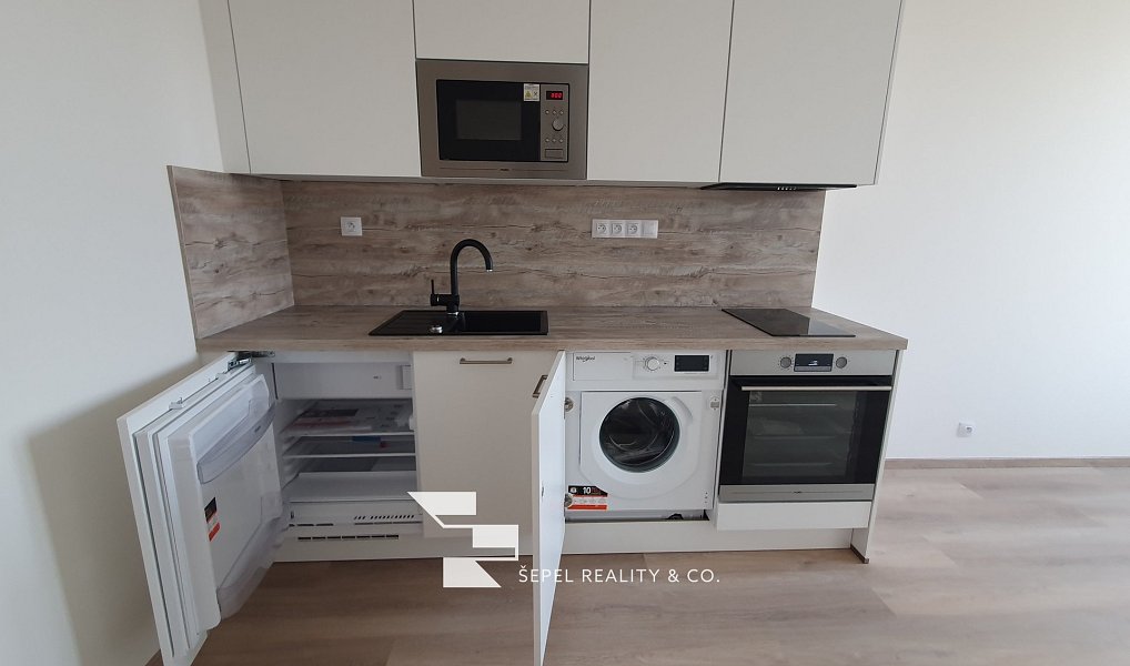 Pronájem bytu 1+kk 24 m², Brno – náhled fotky 4