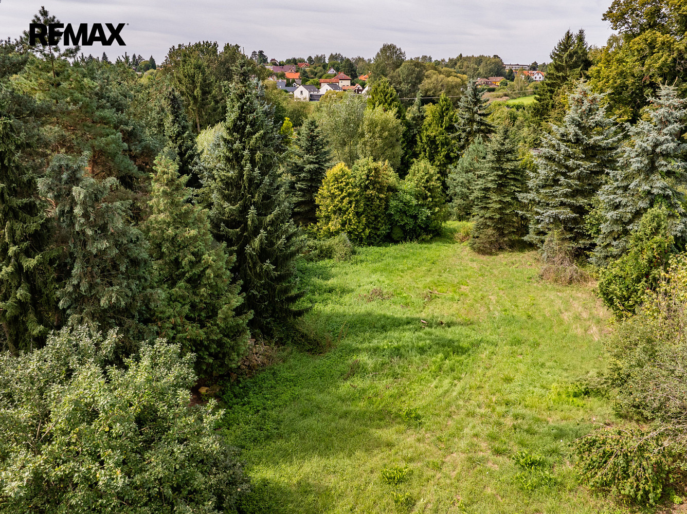 Prodej stavebního pozemku 2 699 m² — photo 3