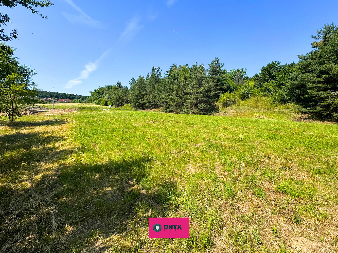Prodej stavebního pozemku 2 035 m² – pohled 4