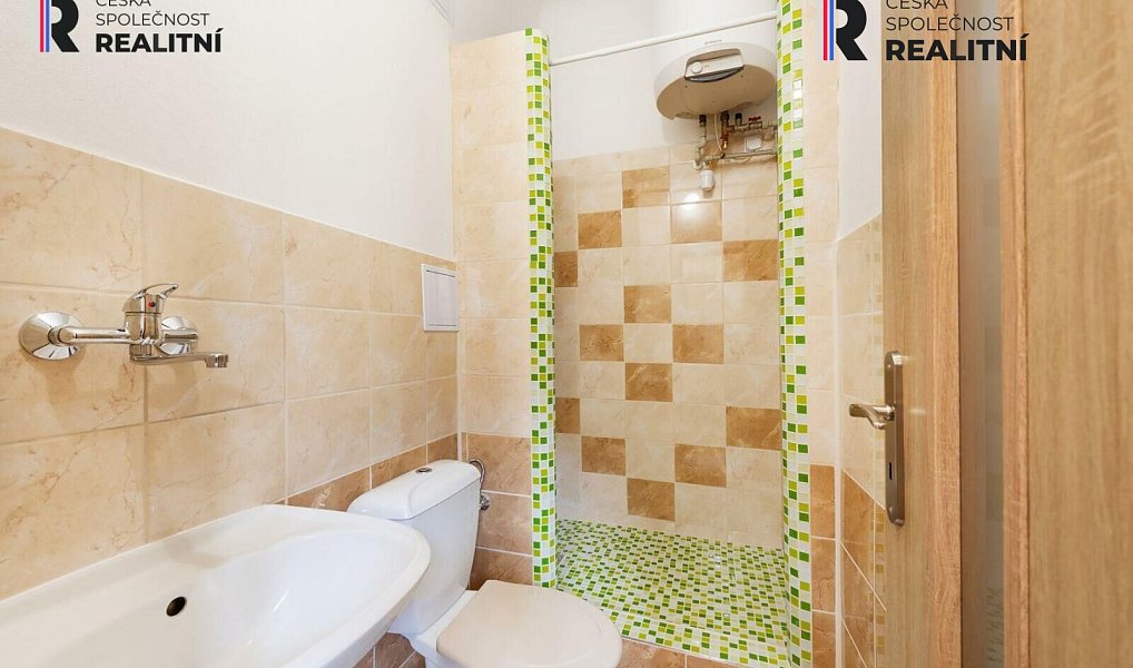 Prodej nájemního domu, činžáku 1 081 m², Pelhřimov – náhled fotky 7