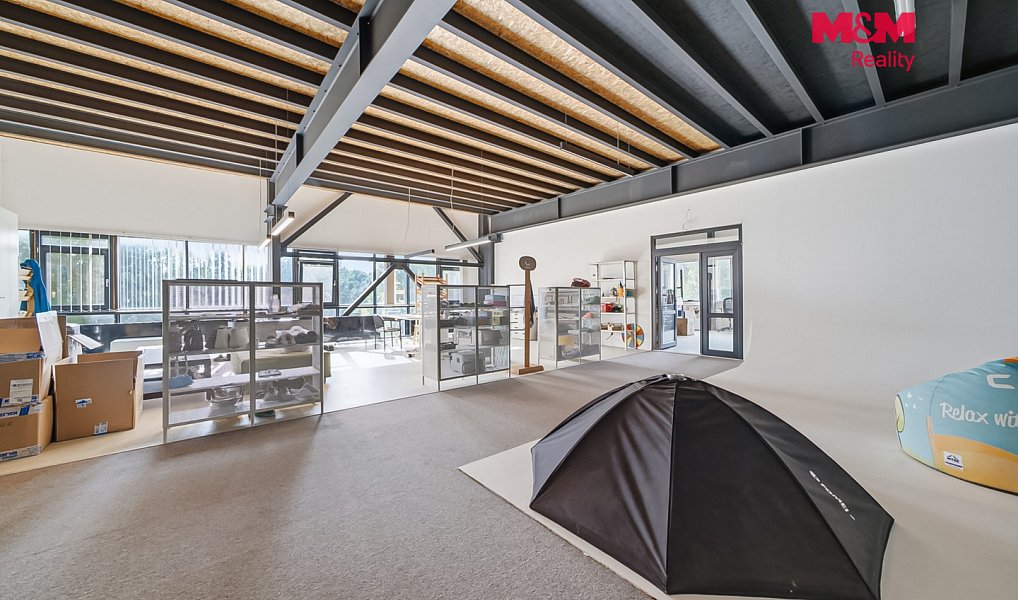 Prodej výrobních prostor 3 673 m², Rapotín – náhled fotky 11