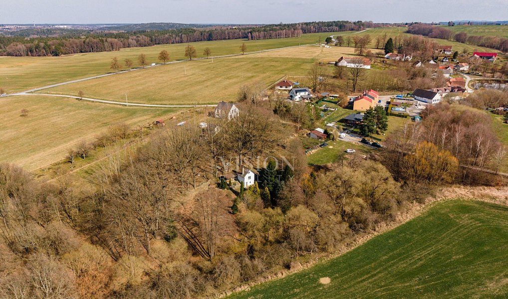 Prodej stavebního pozemku 1 940 m², Trhové Sviny – náhled fotky 4