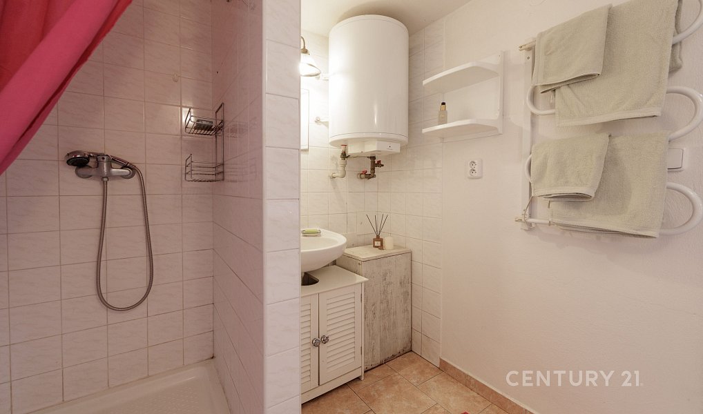 Prodej chaty/chalupy 63 m² s pozemkem 388 m², Kamýk nad Vltavou – náhled fotky 12