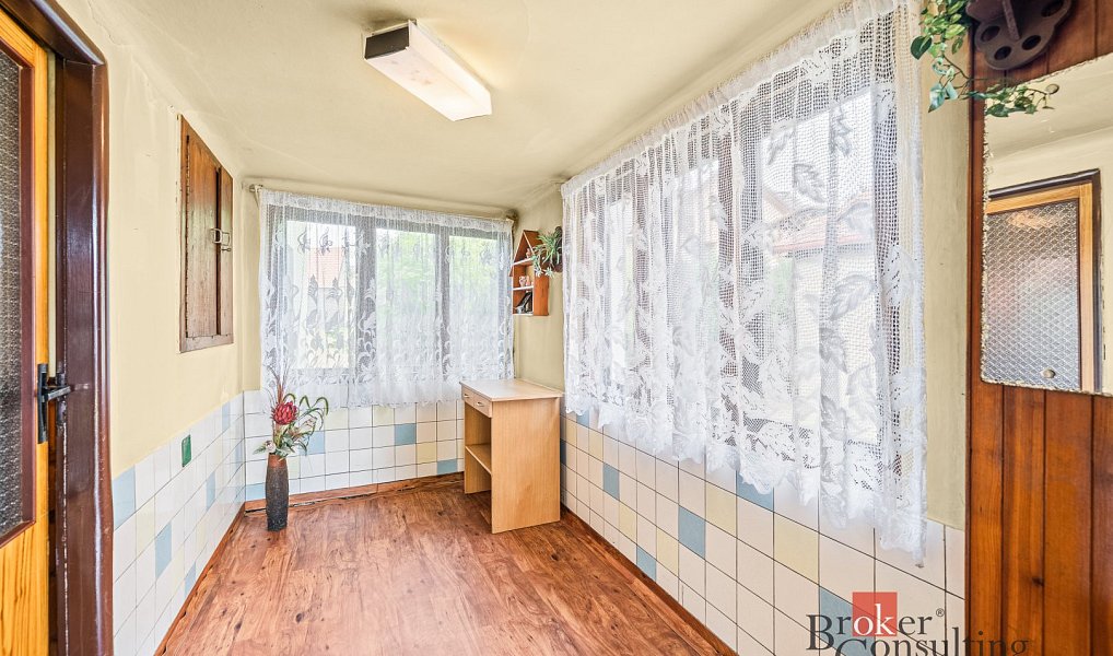 Prodej domu 77 m² s pozemkem 1 095 m², Ejpovice – náhled fotky 25