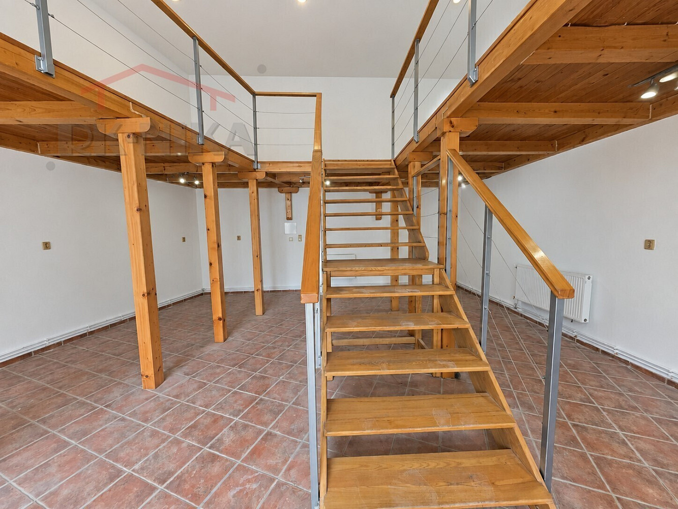 Pronájem obchodních prostor 100 m² – fotografie 5