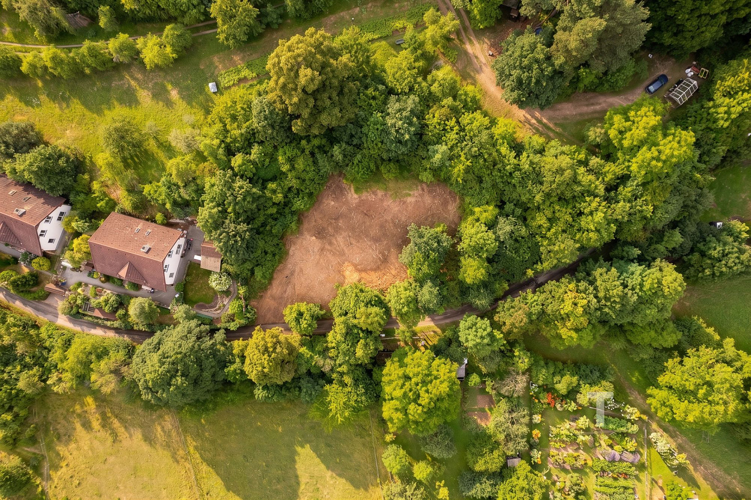 Prodej stavebního pozemku 967 m² – fotografie 4