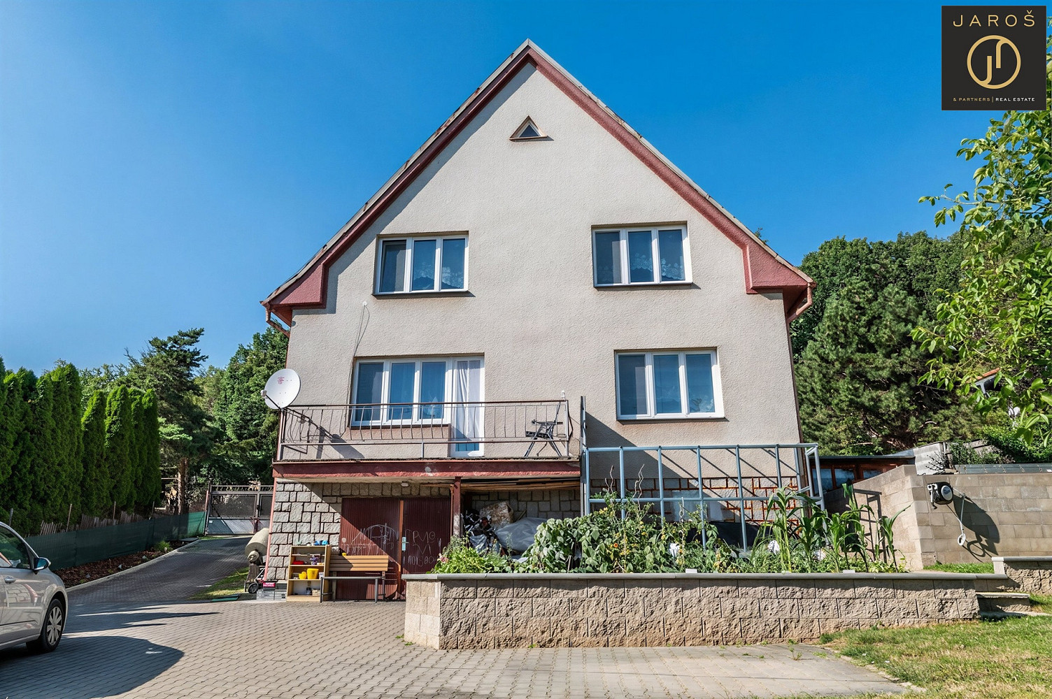 Prodej domu 167 m² s pozemkem 839 m²