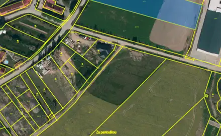 Prodej stavebního pozemku 6 758 m², Slavičky - Pozďátky, okres Třebíč