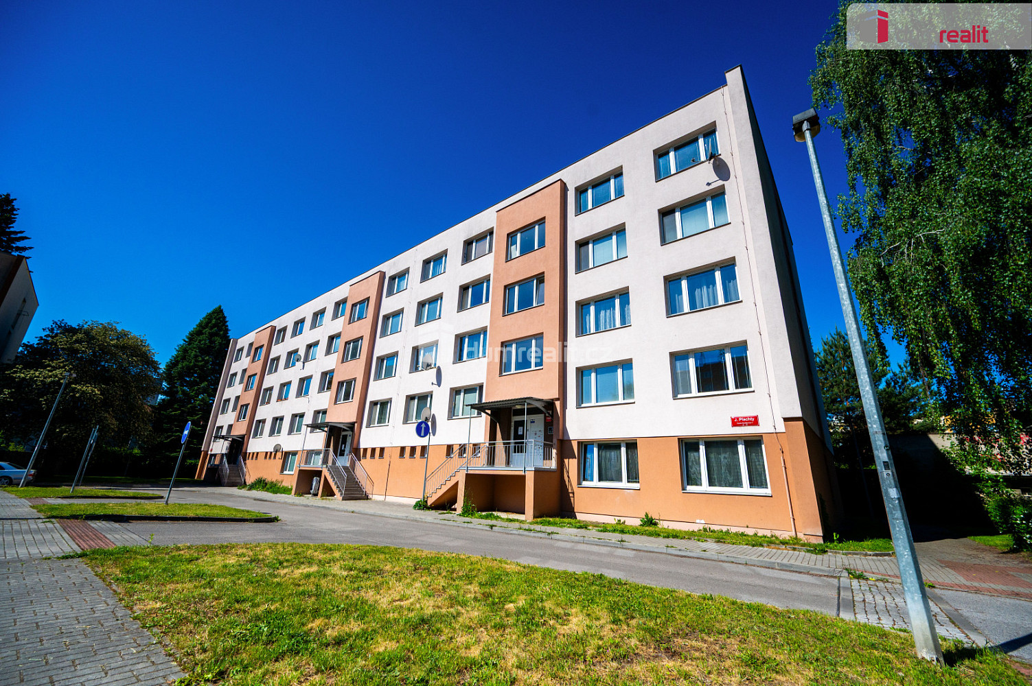 Pronájem bytu 1+1 38 m²
