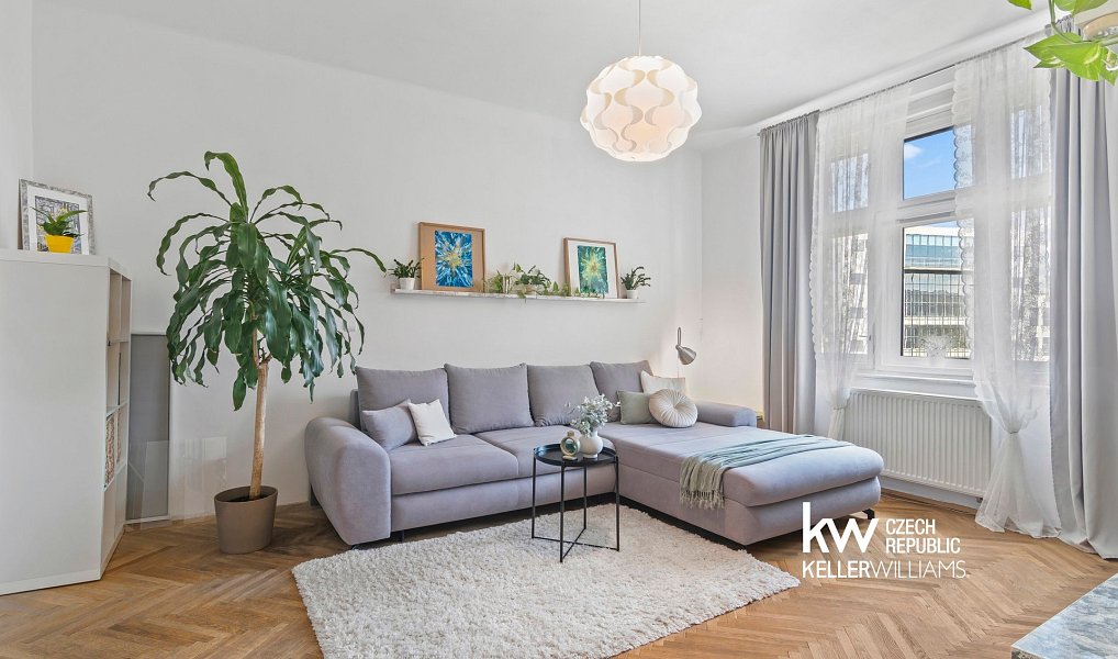 Prodej bytu 3+1 95 m², Praha – náhled fotky 3