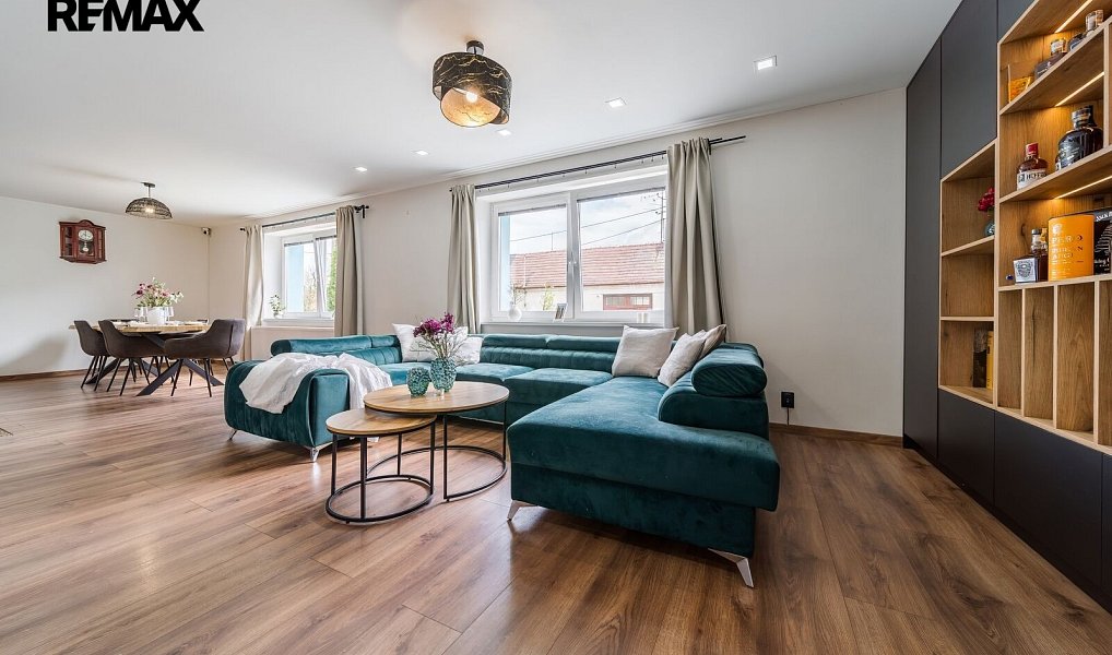 Prodej domu 290 m² s pozemkem 671 m², Ratíškovice – náhled fotky 7