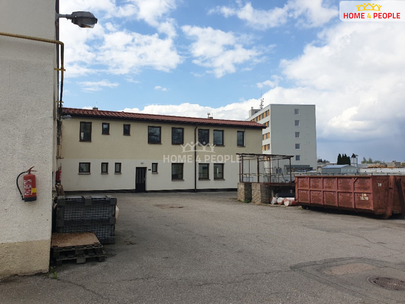 Pronájem výrobních prostor 322 m² — photo 2