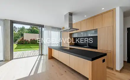Pronájem bytu 4+kk 137 m², Valčíkova, Praha 8 - Libeň
