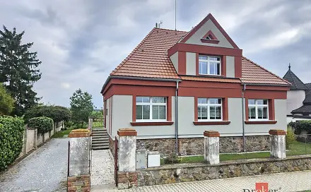 Prodej domu 228 m² s pozemkem 700 m², Prokopova, Sadská, okres Nymburk