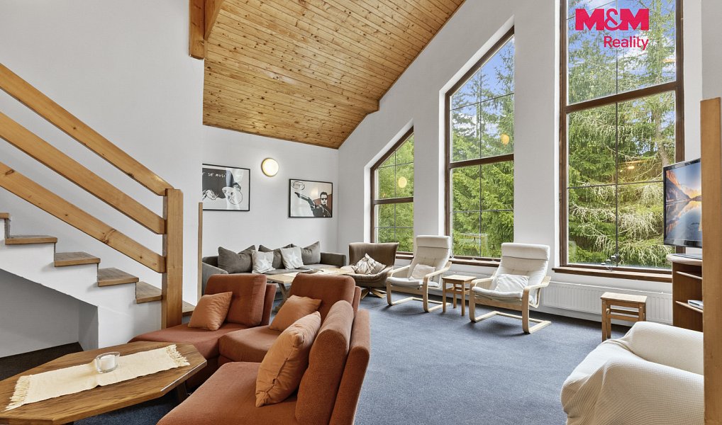 Prodej ubytovacího objektu 341 m², Harrachov – náhled fotky 4