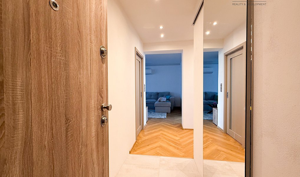 Prodej bytu 3+1 71 m², Nymburk – náhled fotky 2