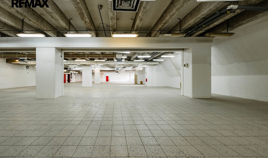 Pronájem výrobních prostor 1 696 m², Týn nad Vltavou – náhled fotky 10