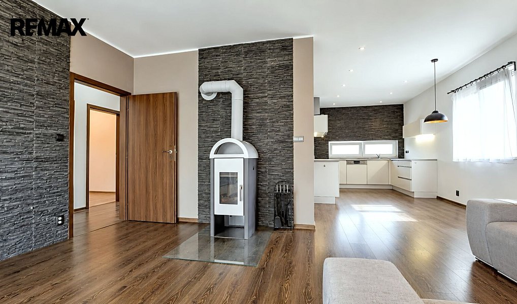 Prodej domu 92 m² s pozemkem 787 m², Tuhaň – náhled fotky 12