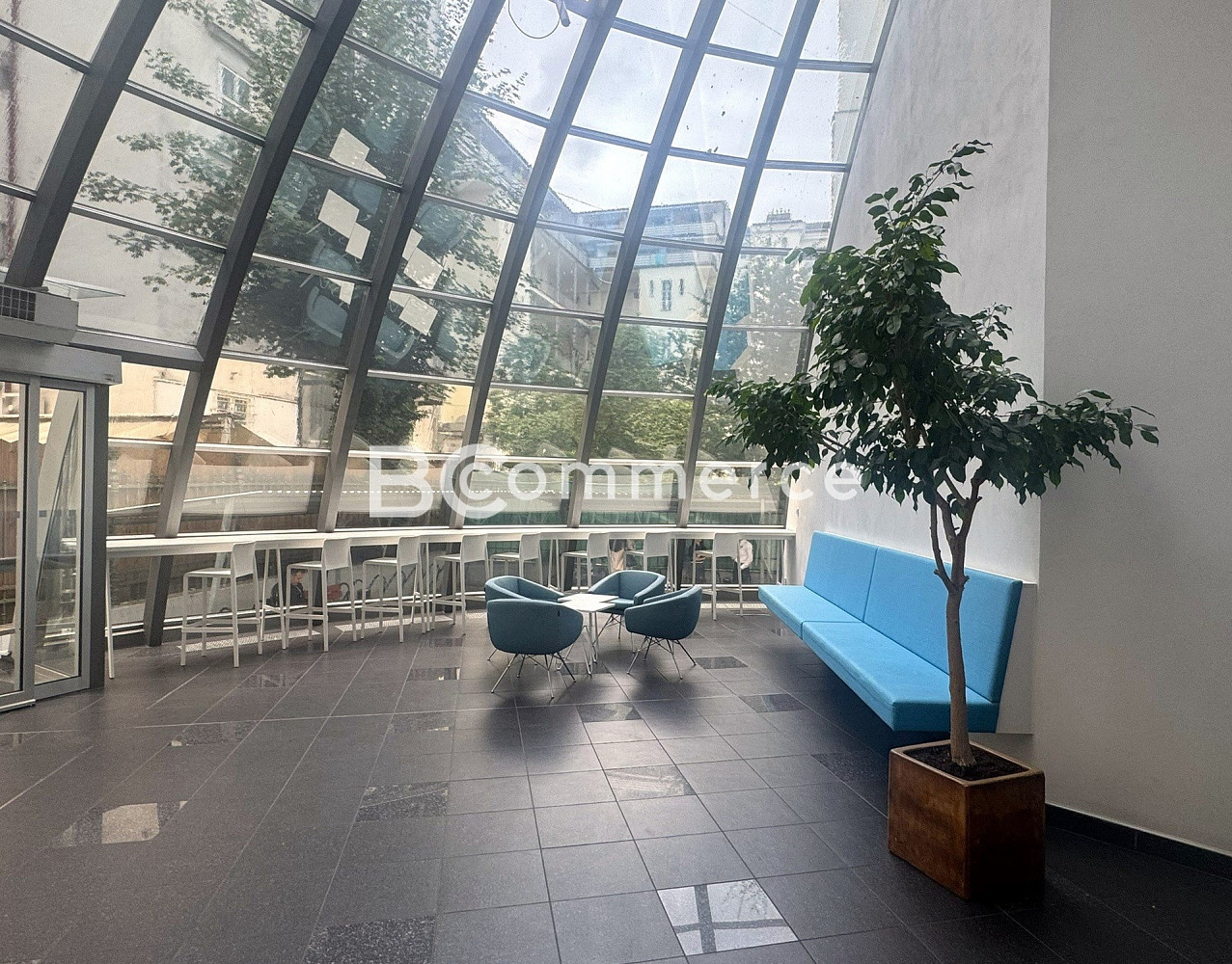Pronájem kanceláře 155 m² — photo 3