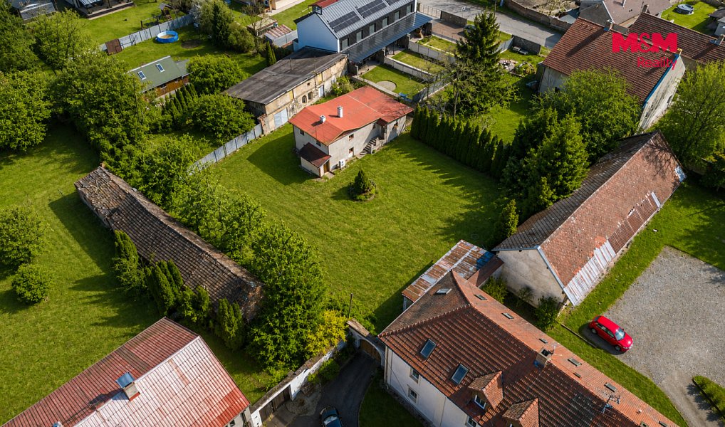 Prodej domu 170 m² s pozemkem 1 774 m², Lošany – náhled fotky 22