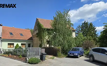 Prodej stavebního pozemku 3 685 m², Kučerov, okres Vyškov