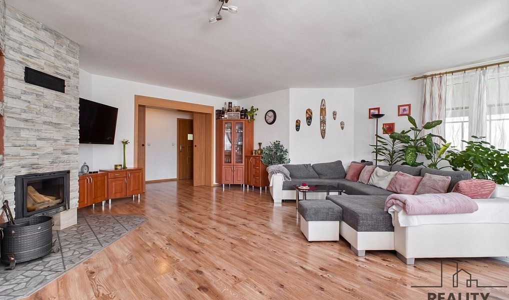 Prodej domu 168 m² s pozemkem 1 609 m², Rychvald – náhled fotky 2