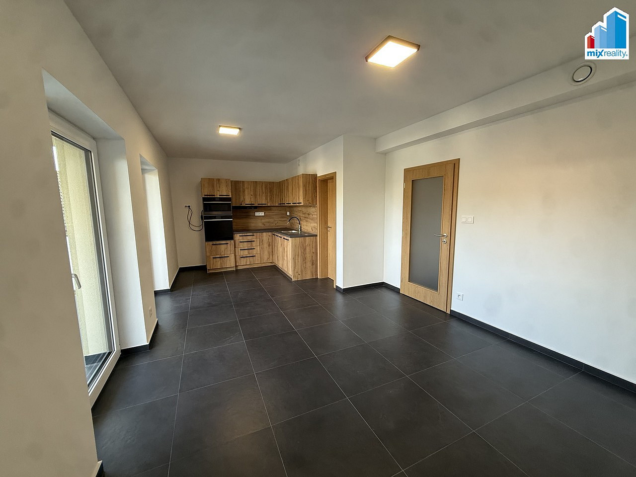 Pronájem bytu 2+kk 55 m² — photo 4