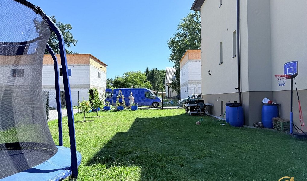 Pronájem bytu 3+kk 71 m², Libiš – náhled fotky 12