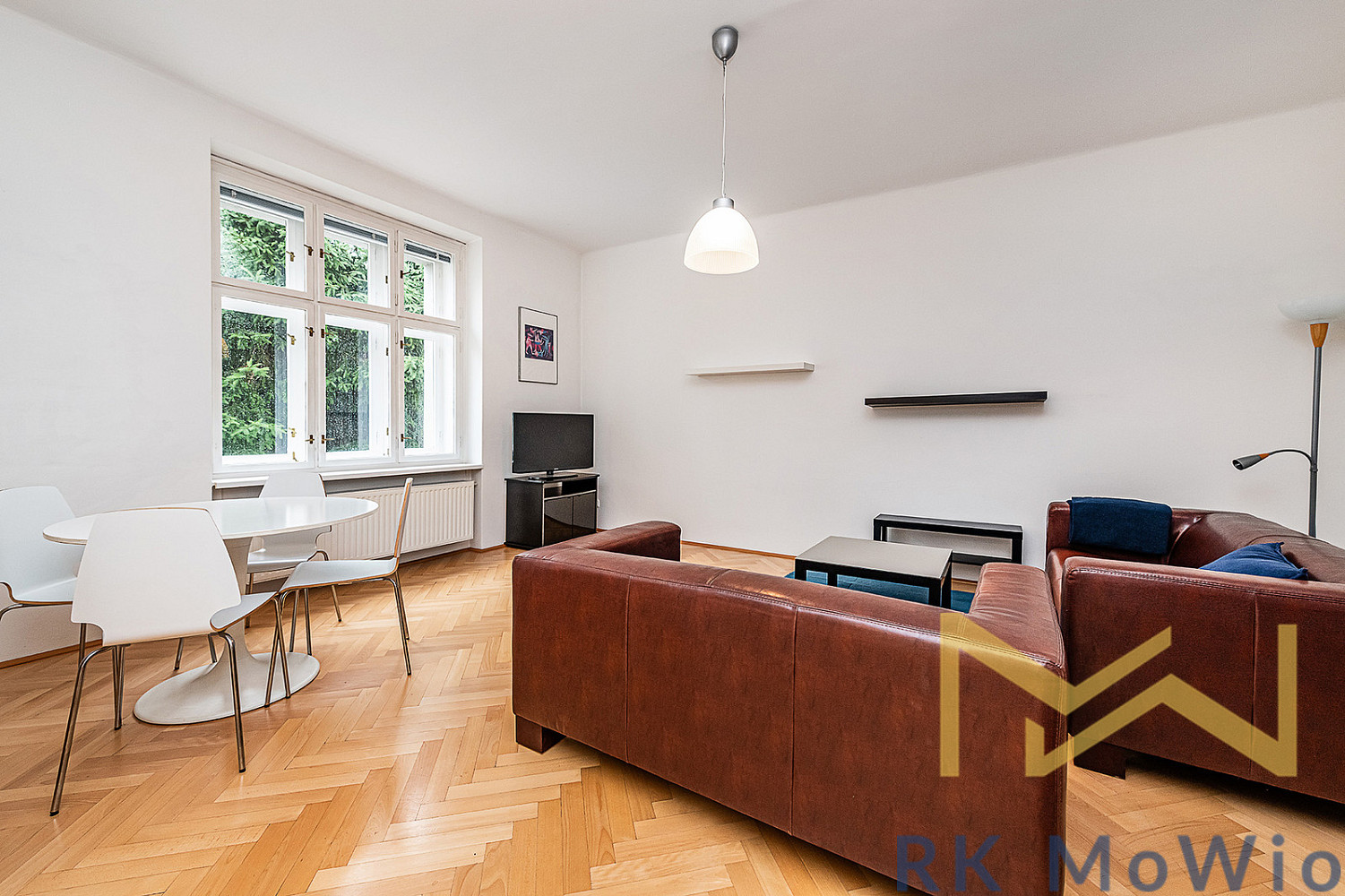 Pronájem bytu 2+kk 74 m² — photo 2