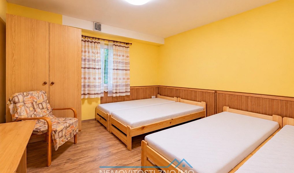 Prodej chaty/chalupy 180 m² s pozemkem 200 m², Štítary – náhled fotky 19