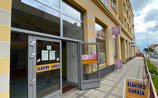 Pronájem obchodních prostor 130 m², Bří Lužů, Uherský Brod, okres Uherské Hradiště