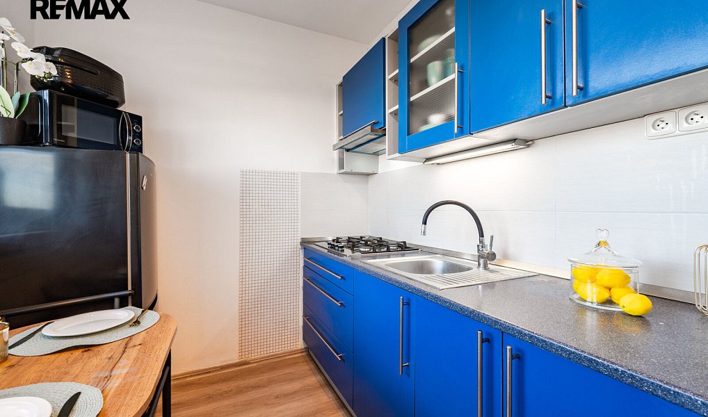 Prodej bytu 1+1 38 m², Praha – náhled fotky 6