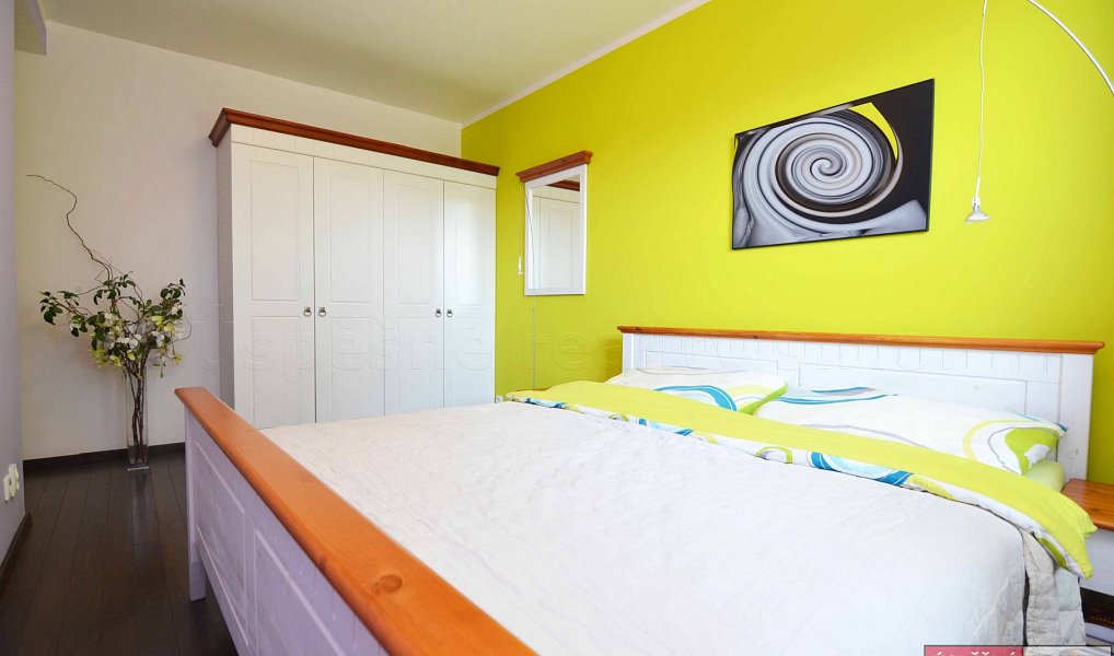 Prodej bytu 4+1 116 m², Rudná – náhled fotky 7