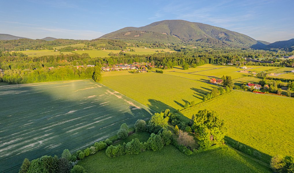 Prodej stavebního pozemku 2 092 m², Čeladná – náhled fotky 17