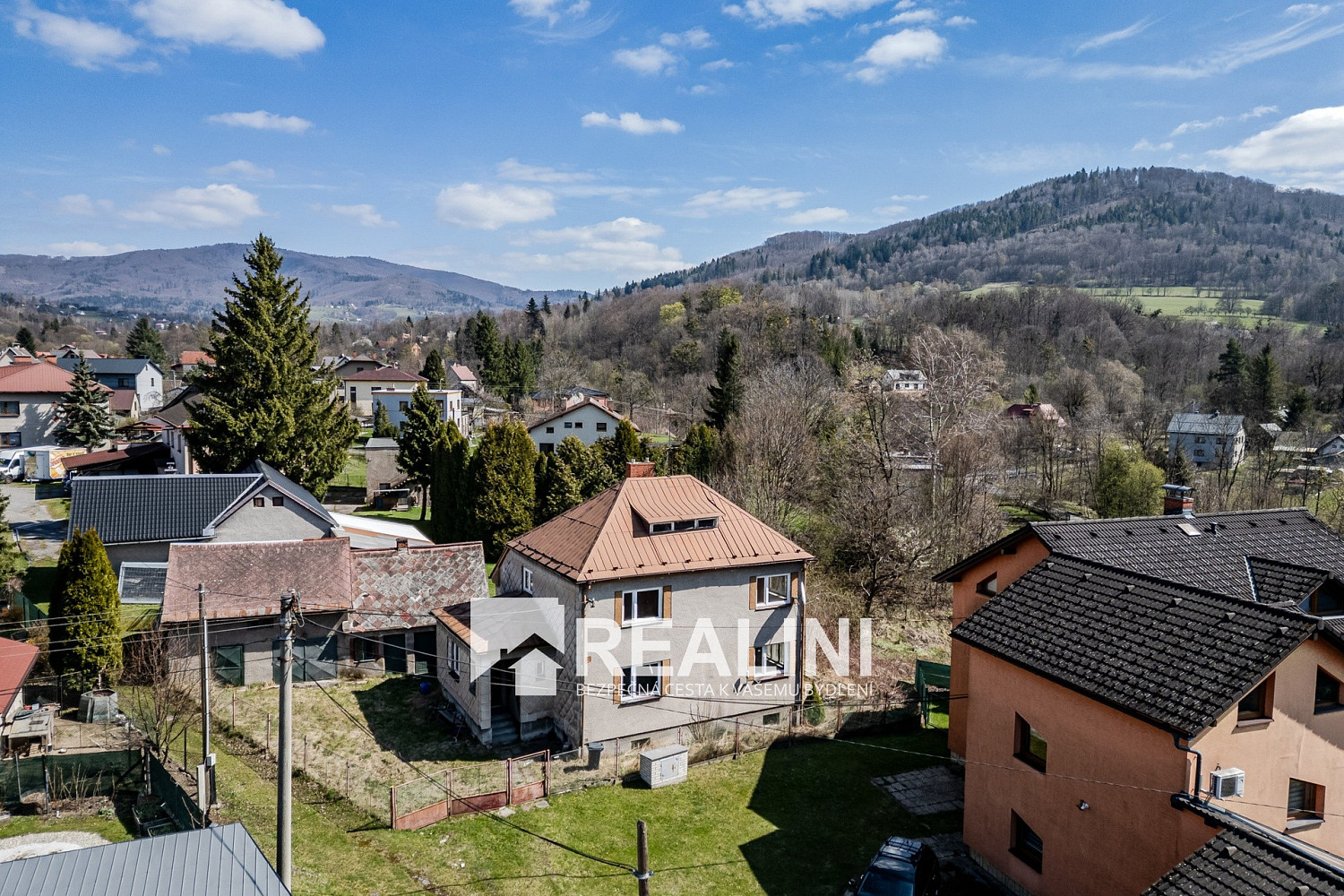 Prodej domu 200 m² s pozemkem 659 m² - Mehr