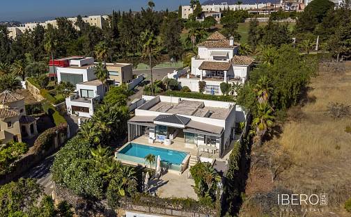 Prodej domu 350 m² s pozemkem 800 m², La Quinta, Španělsko