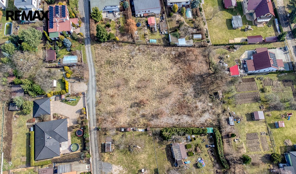 Prodej stavebního pozemku 2 747 m², Týnec nad Labem – náhled fotky 9