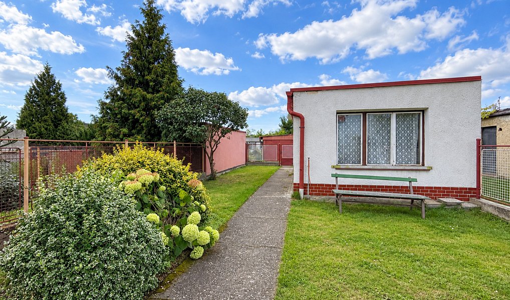 Prodej domu 183 m² s pozemkem 402 m², Spořice – náhled fotky 30