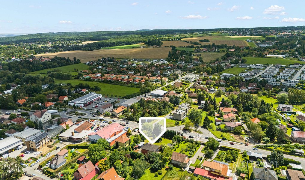 Pronájem domu 210 m² s pozemkem 1 586 m², Mukařov – náhled fotky 40