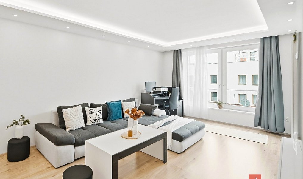 Pronájem bytu 2+kk 59 m², Pardubice – náhled fotky 12
