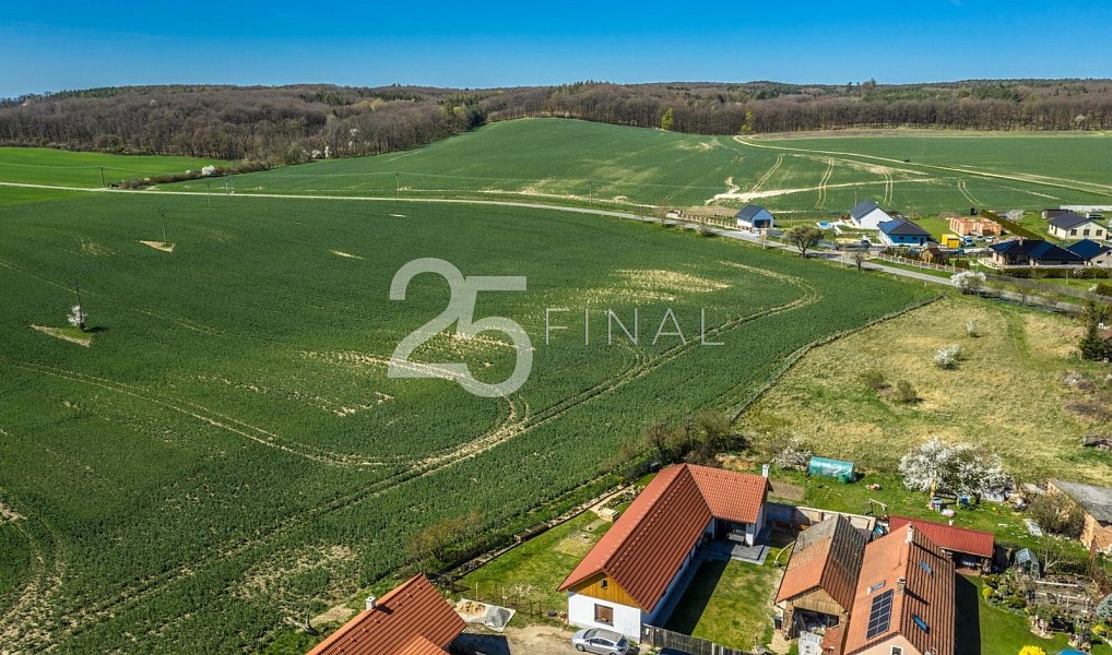 Prodej pole 23 699 m², Všejany – náhled fotky 6