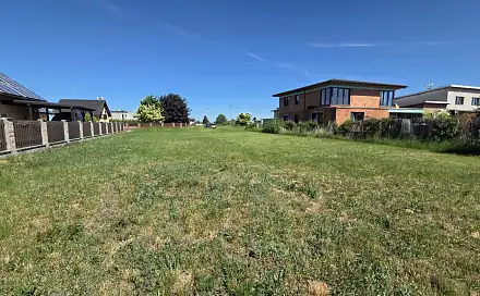 Prodej stavebního pozemku 991 m², Ranní, Zdiby - Brnky, okres Praha-východ