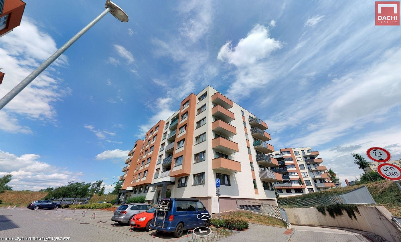 Pronájem garážového stánína ulici edvarda beneše v obci olomouci.