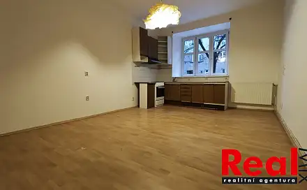 Pronájem bytu 2+kk 43 m²