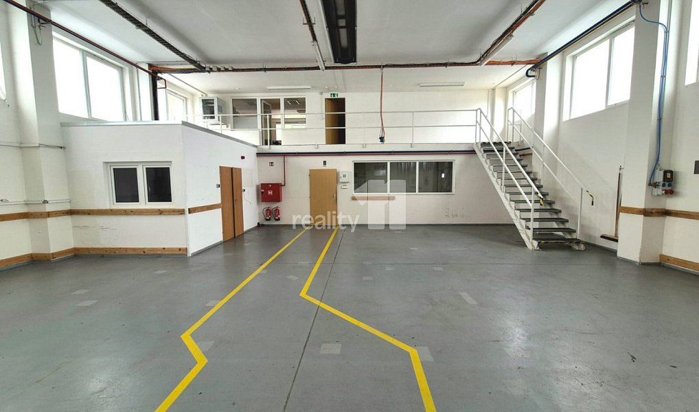 Prodej výrobních prostor 2 849 m², Aš – náhled fotky 10