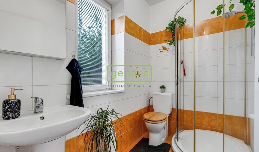 Prodej domu 91 m² s pozemkem 204 m², Bašť – náhled fotky 6