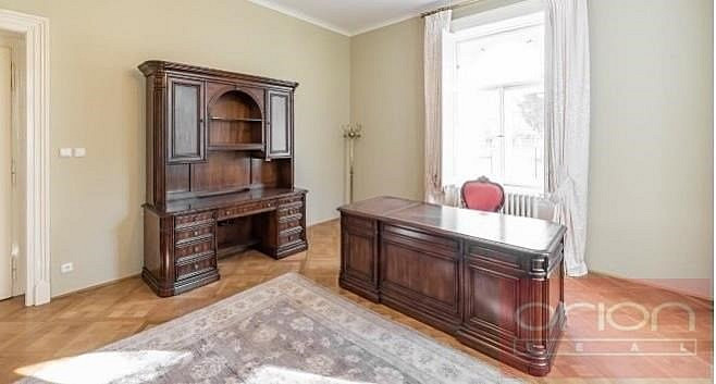 Pronájem domu 827 m² s pozemkem 8 770 m² – fotografie 5