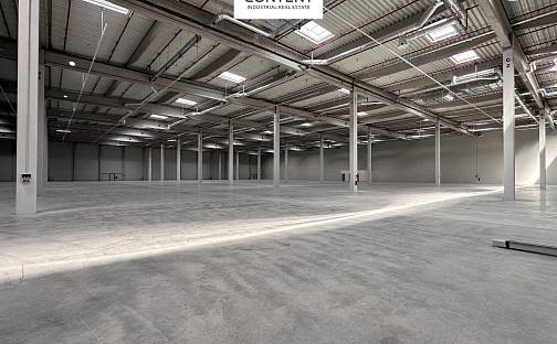 Pronájem skladovacích prostor 19 825 m², Brněnská, Pohořelice, okres Brno-venkov