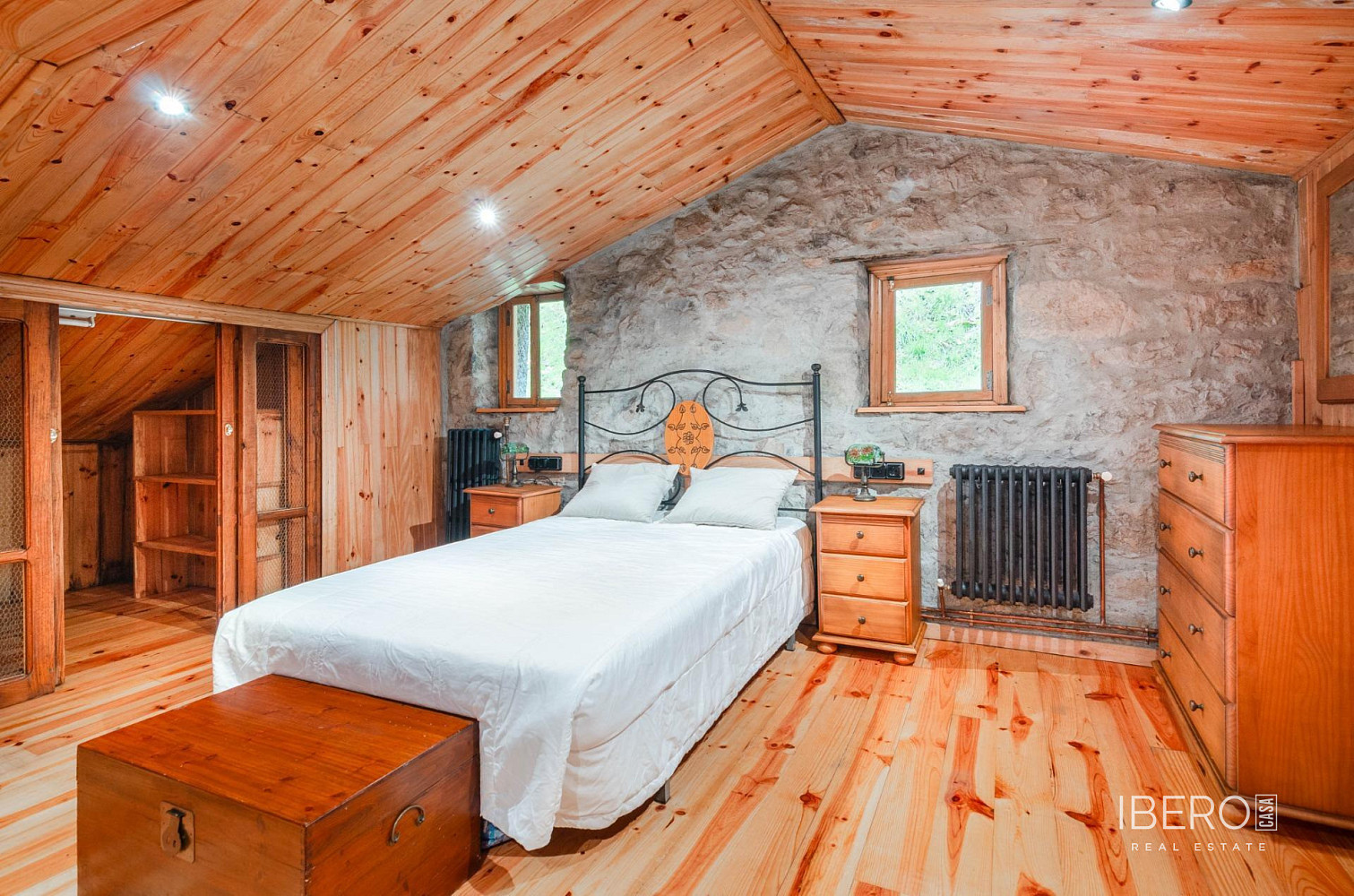 Prodej domu 2 800 m² s pozemkem 2 577 m² — photo 3